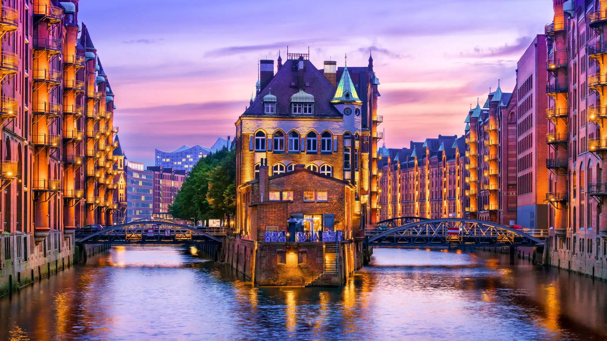 Germany’s Mandatory B2B E-Invoicing: What Businesses Must Know for 2027–2028 Germany E-Invoicing Mandate & Compliance